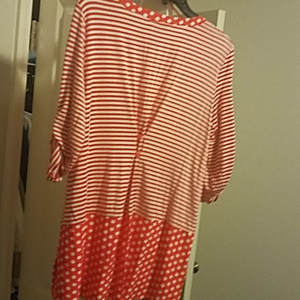 Tunic - Picture 2 of 4